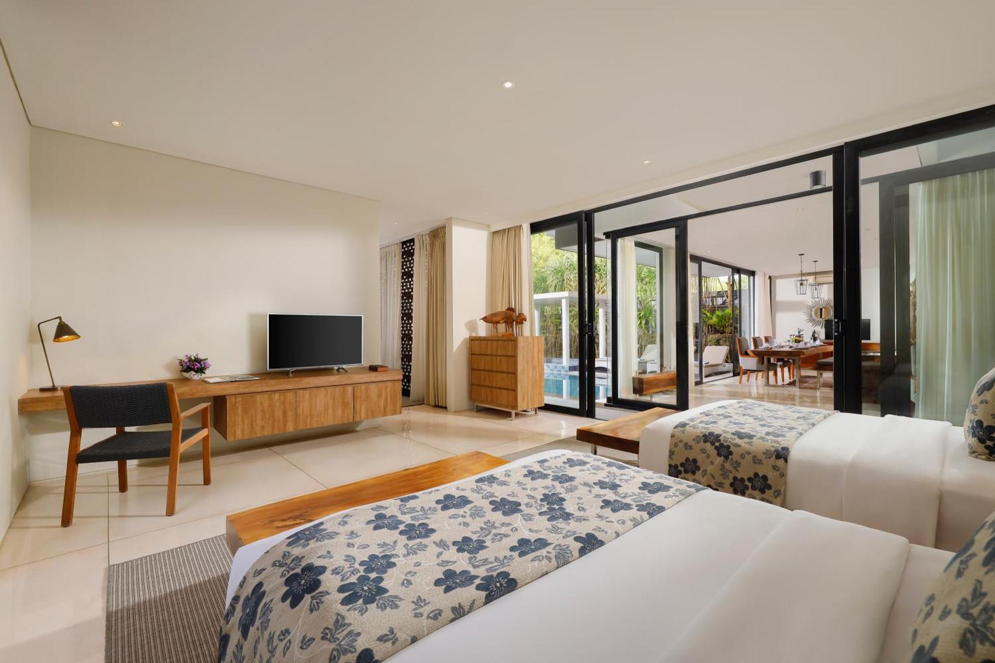 Four-Bedroom Villa Private Pool