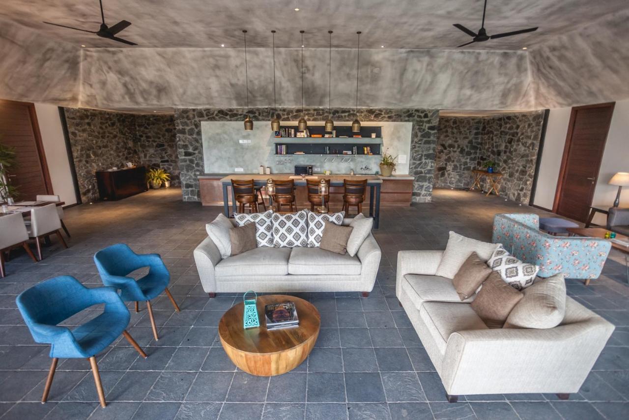 Premium Luxury Villa Lake View