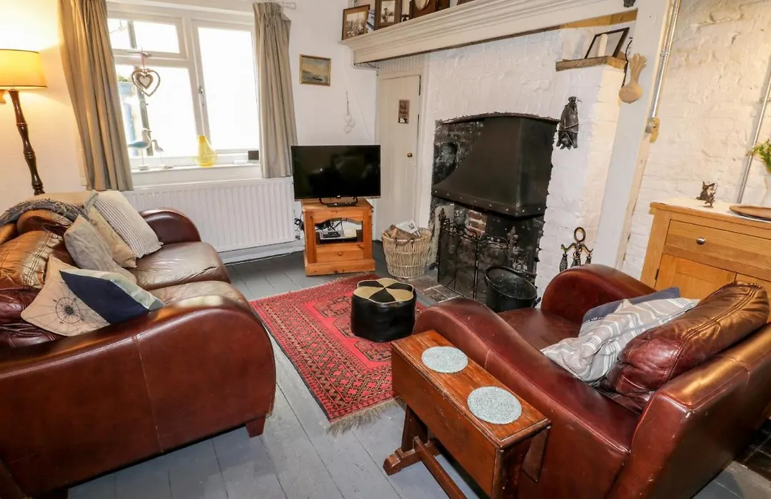Inglenook Cottage-1