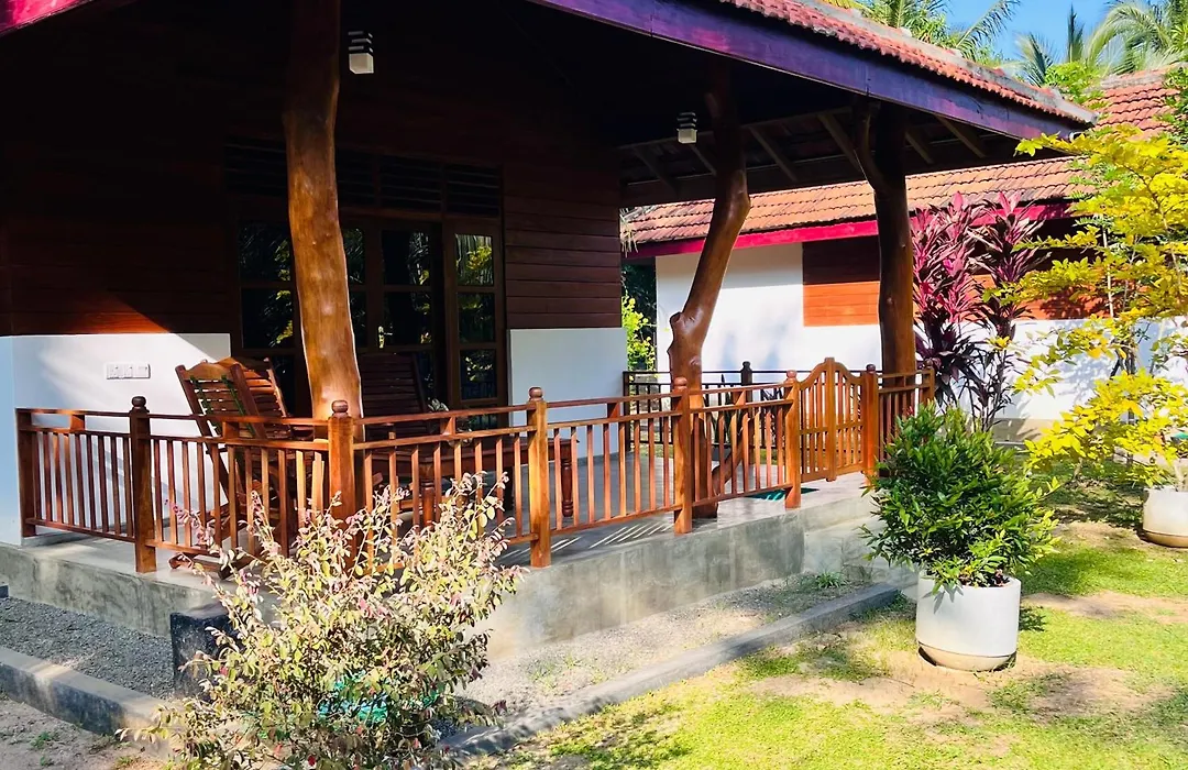 Hanguk Lanka Lagoon Villa-1