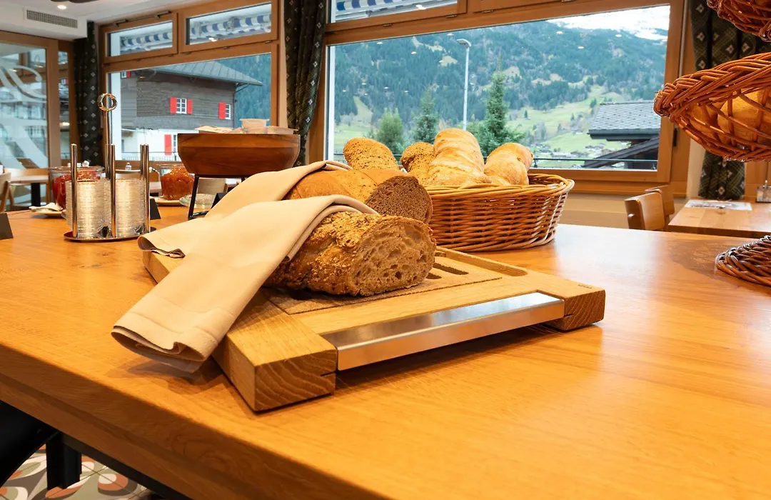 Basic Rooms Jungfrau Lodge-1
