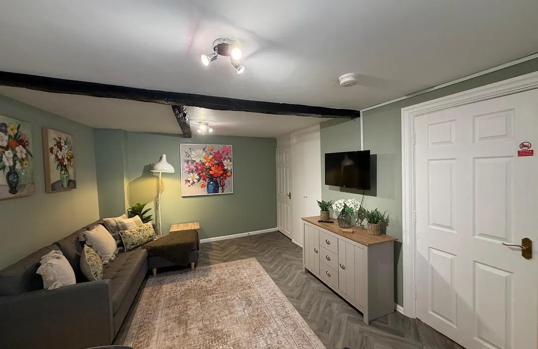 Millers Cottage With Free Allocated Parking-1