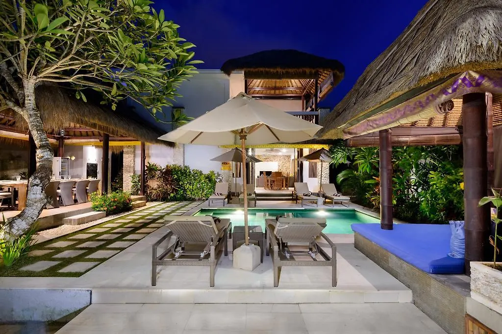 Coconuts Villa Balangan Beach-1