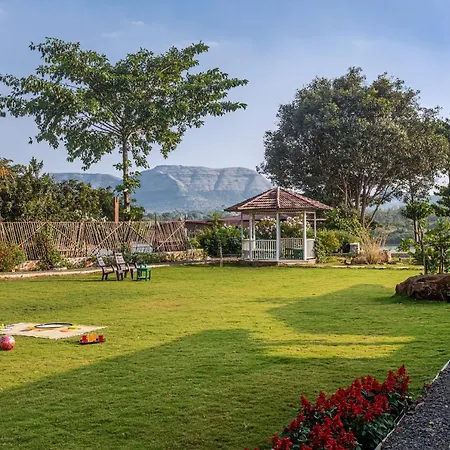 Saffronstays Lake House Bouganvillea: Rustic Lakeside Villa with Pool-2