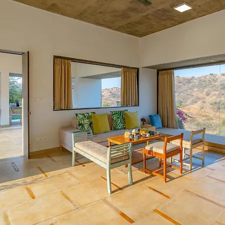 Stayvista'S Sage Scenery - Mountain-View Villa With Infinity Pool & Terrace-3