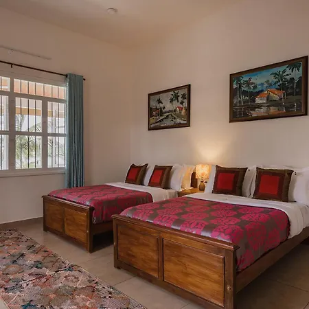 Aqua Vista Riverview By Stayvista - Private Pool-3