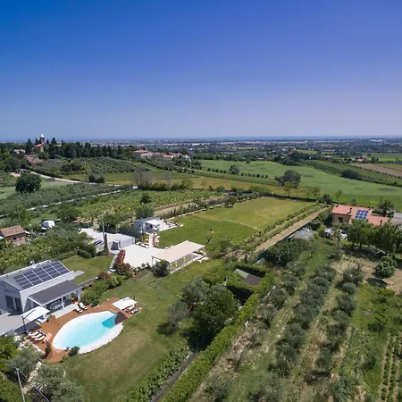 Villa Lisa 8-3