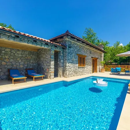 Carevic Resort & Villas-3