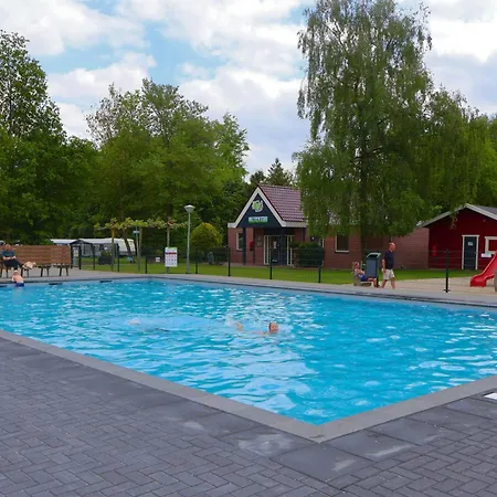 Vakantiepark t Urkerbos - Blokhutje-2