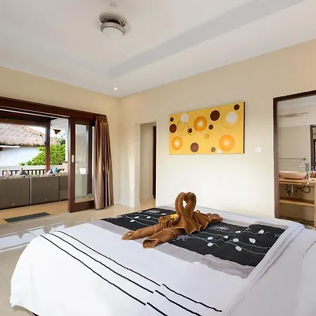 Coconuts Villa Balangan Beach-3