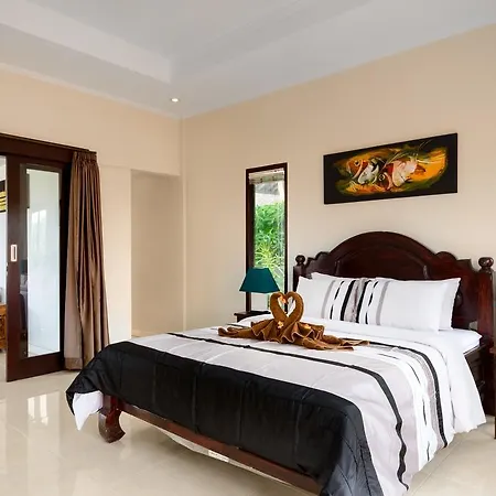 Coconuts Villa Balangan Beach-2