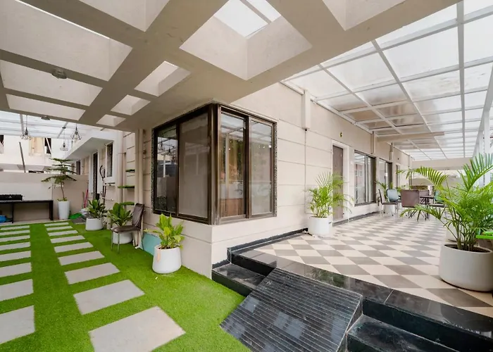 The Retreat-Glasshouse Bungalow