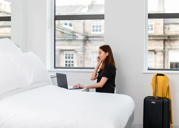  Yotel Edinburgh