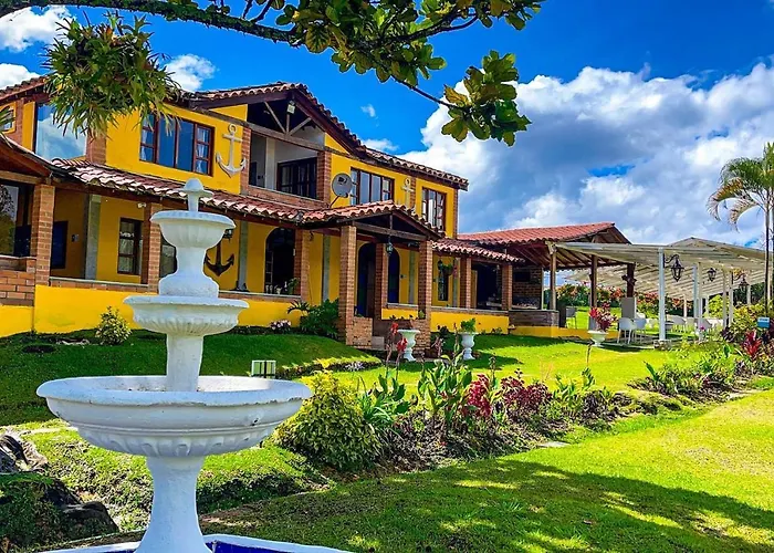 Aw Guatape Glamping Resort