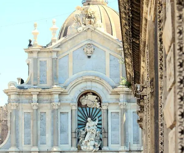  Duomo Housing Catania Le