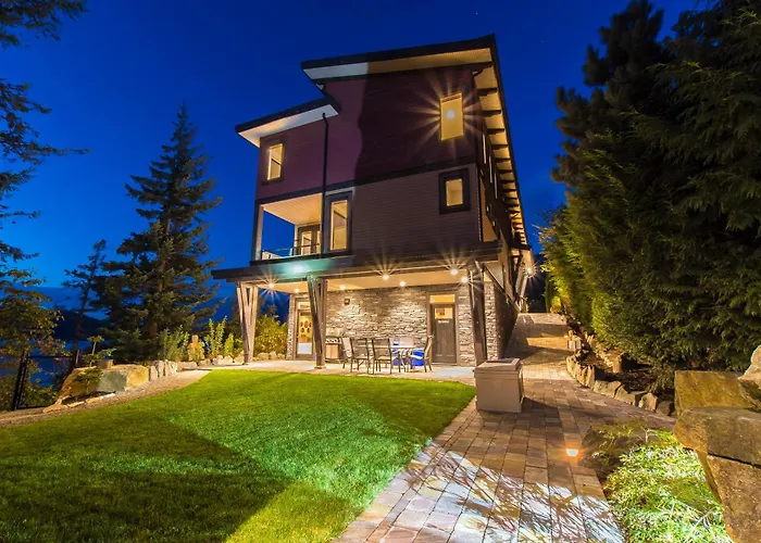 Togo villas On Harrison Lake