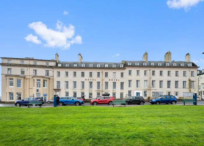 Сity center hotels Royal Whitby
