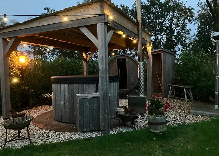 Luxe hotel: Bed & Breakfast Hoeve Happiness - Ontbijt Inbegrepen - Wellness Aanwezig