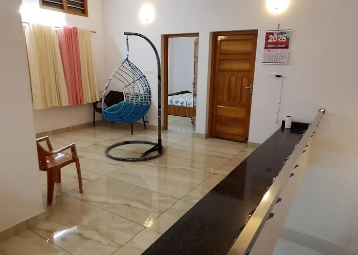 Pet Friendly hotel: Hill Crown Wonder Palace