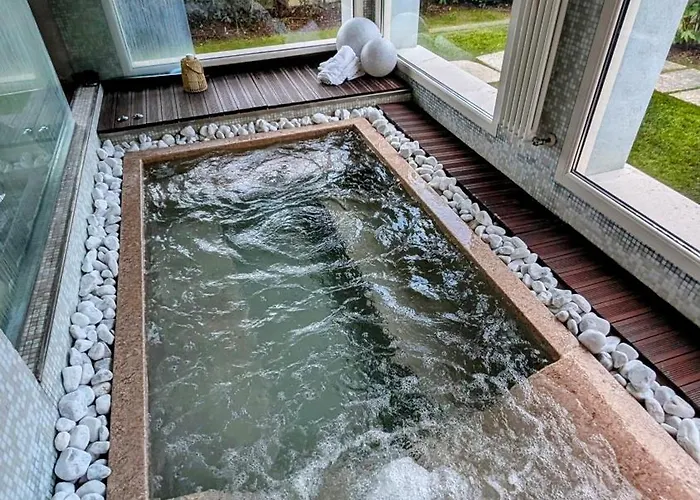 Lodge: Acqua Resorts