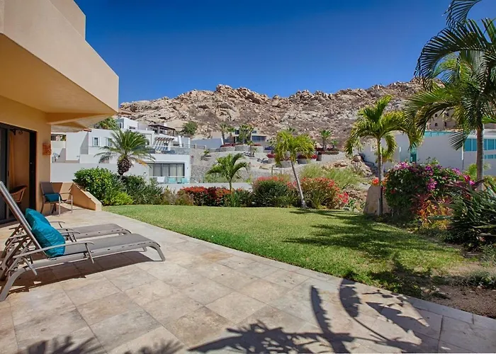 Villa Descanso by Cabo Villas