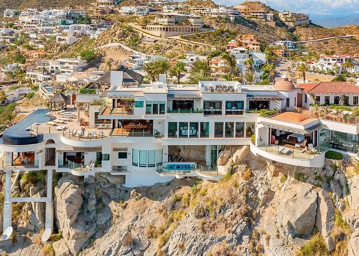 Villa Turquesa 10BR by Cabo Villas