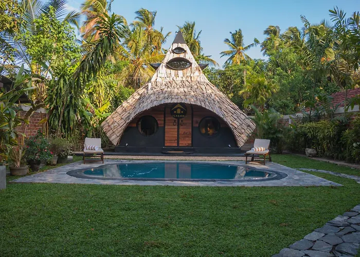  Igabara Hobbit House