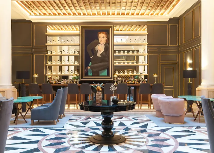 Hotel Jacuzzi: Eugenia de Montijo, Autograph Collection