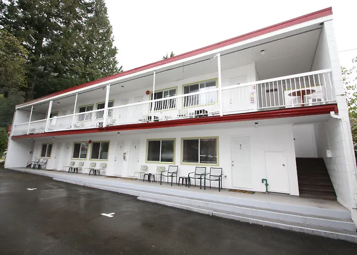 Dog friendly hotels Harrison Spa