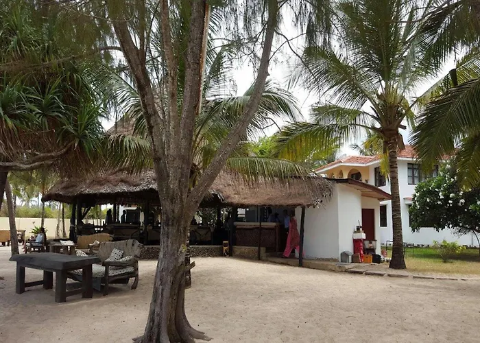 Hotel: Bahari Dhow Beach Villas