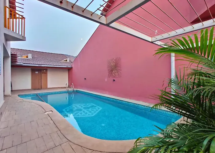 Hotels with a view Touchwood Bliss - Igatpuri