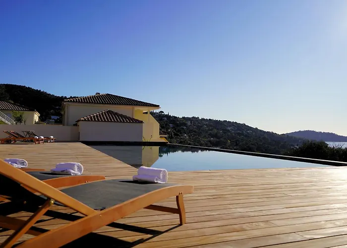 Hôtel: Hôtel-Club du Domaine d'Aiguebelle, USSIM Vacances