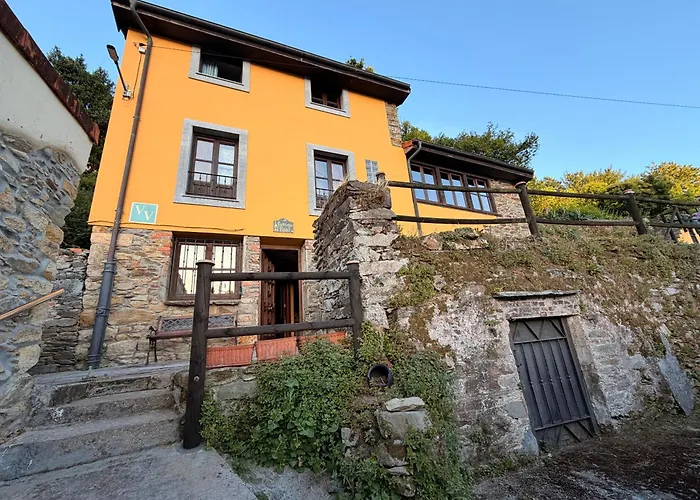 La casina del pozo en Cudillero, As. VV-360-AS