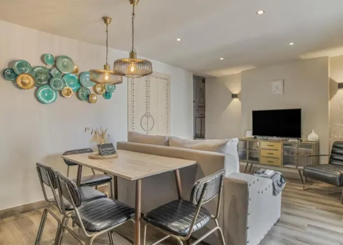 Alvarado Loft Rural
