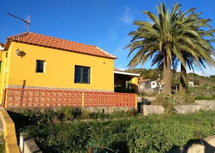 Casas Rurales Amparo Las Hayas