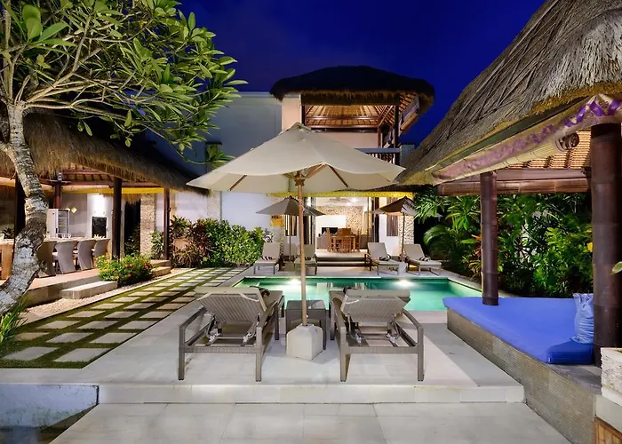 Coconuts Villa Balangan Beach