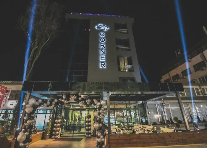 Luxury hotel only: Sky Corner Hotel