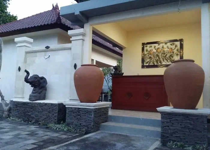 Hotels Close to Airport Palm Bamboo